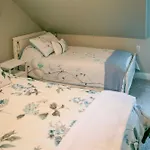 Charming Manheim Cottage With On-Site Animal Viewing